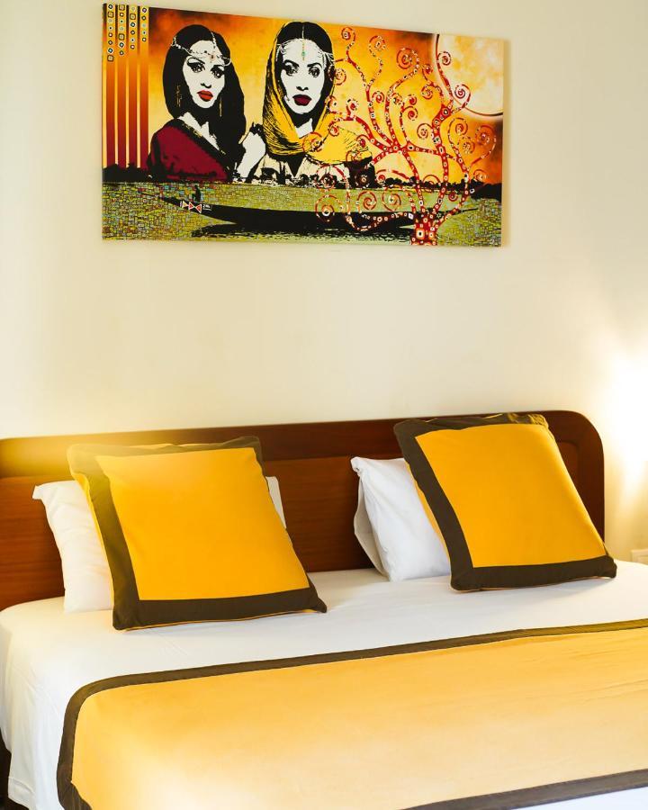 Hotel Cafe De Rome Dakar Exteriér fotografie